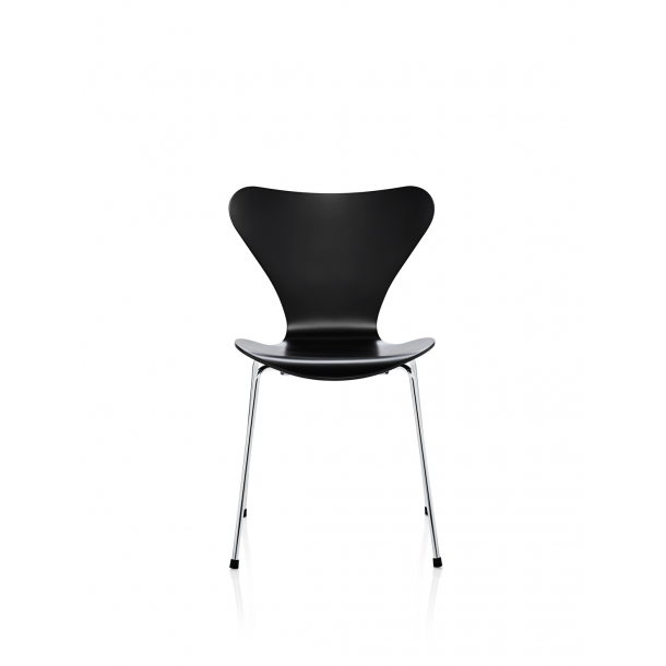 Serie 7 3107 stol, lakeret | Sort, Forkromet 